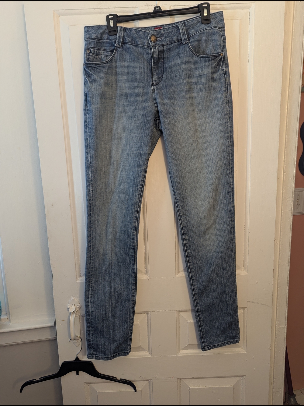 Ooh La La Women's Light Wash Skinny Jeans - Classic Stretch Fit